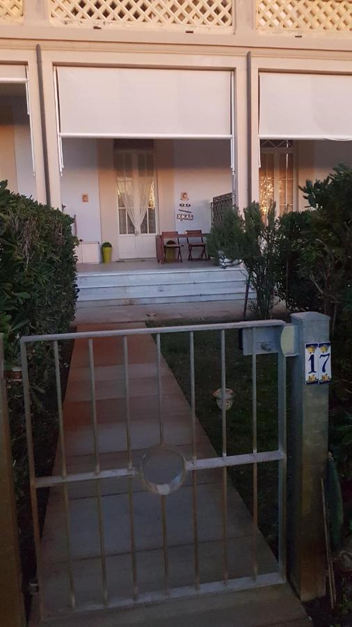 Sea Beach Relax Tirrenia Εξωτερικό φωτογραφία